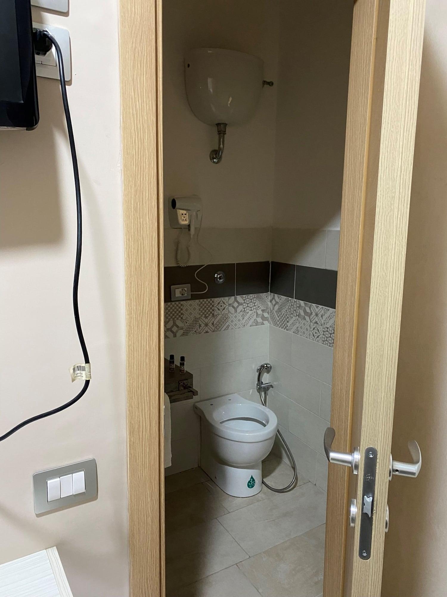 Hotel Poker Неаполь Экстерьер фото